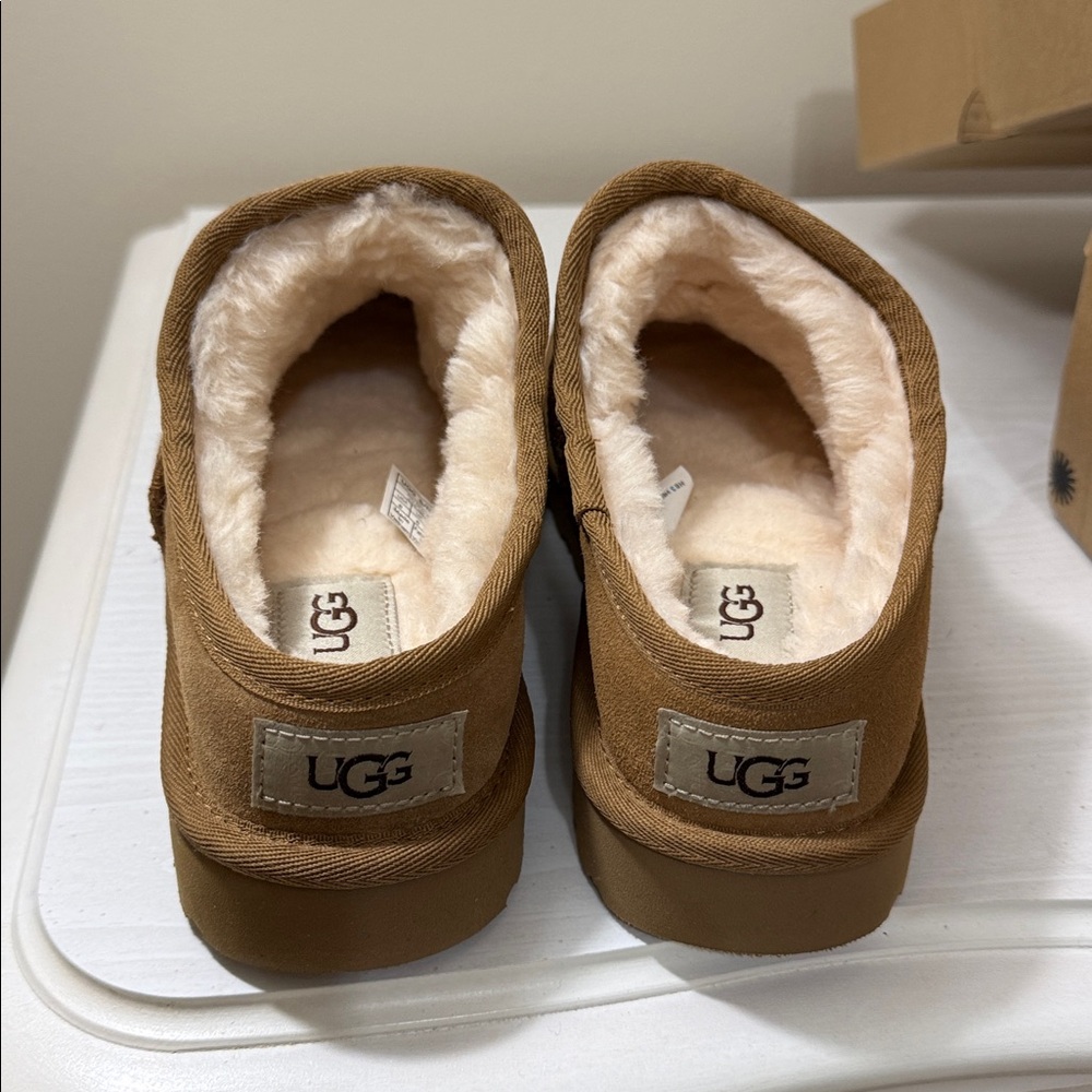 Ugg W classic slippers - Picture 5 of 6